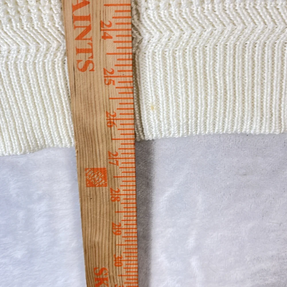 Holebrook details brand